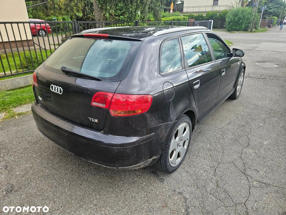 Audi A3 Sportback - 6