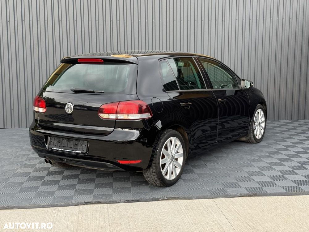 Volkswagen Golf - 4