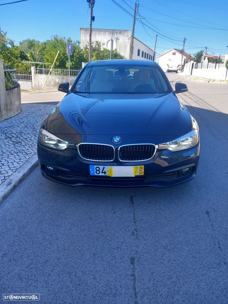 BMW 320 d Line Sport - 1