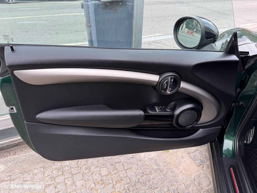 MINI 3 Portas Cooper D Auto - 15