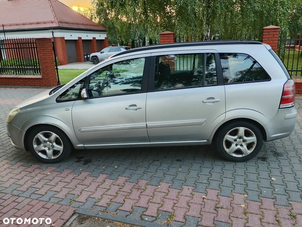 Opel Zafira 1.9 CDTI - 7