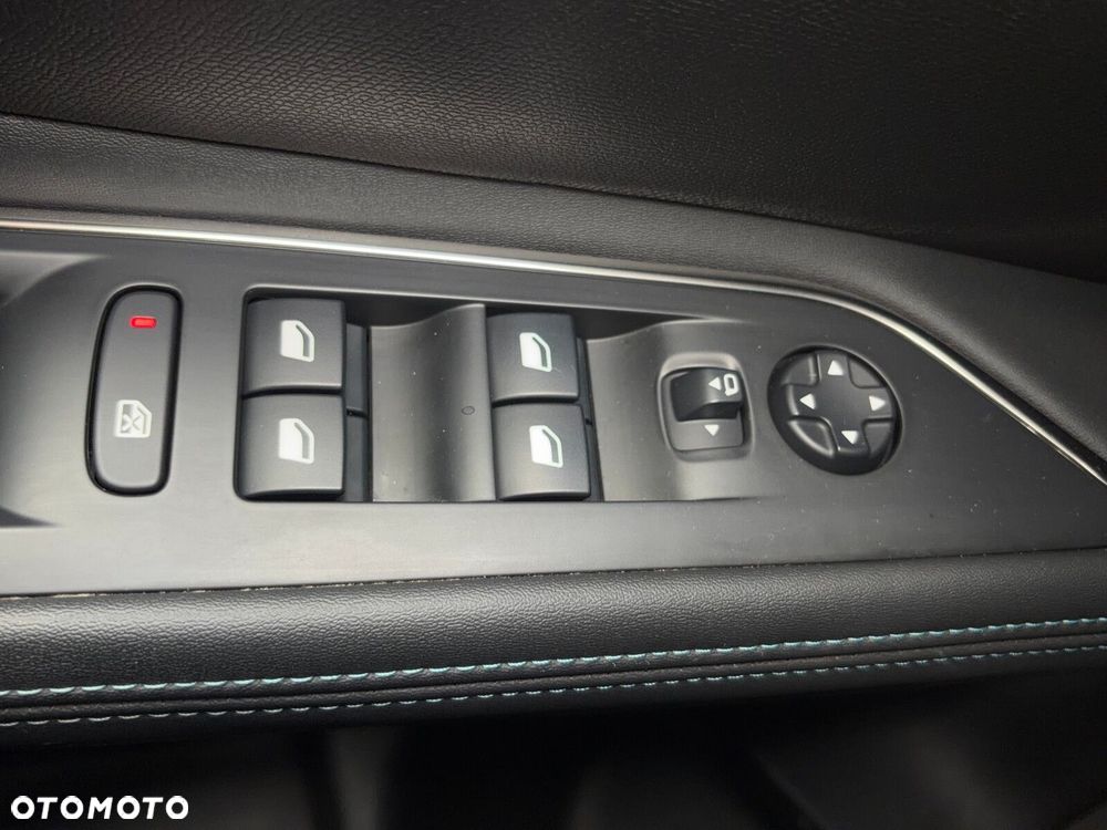 Peugeot 5008 2.0 BlueHDI Crossway S&S EAT8 - 39