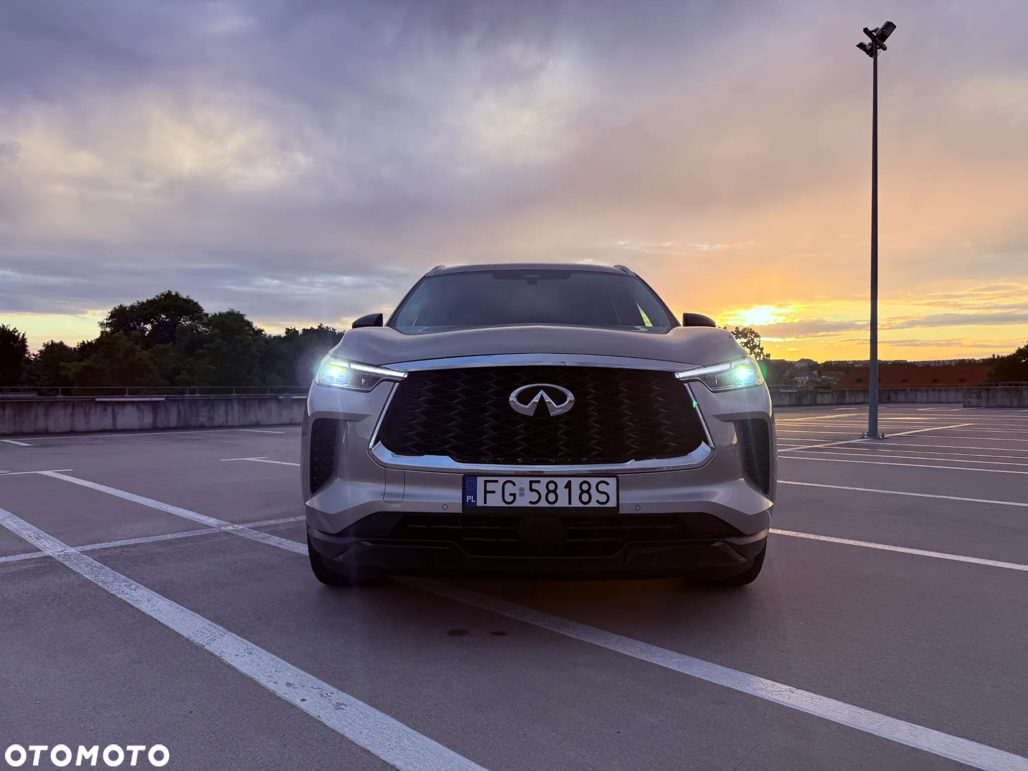 Infiniti QX60 - 16