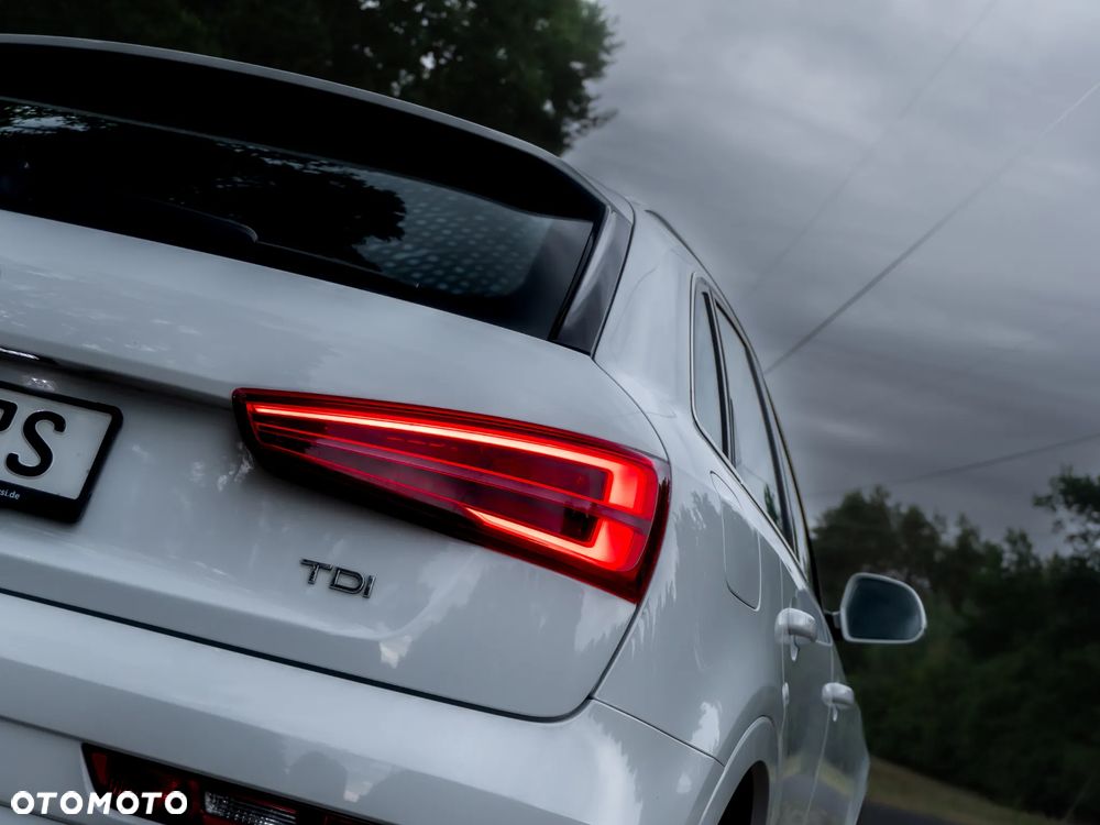 Audi Q3 2.0 TDI Sport - 6