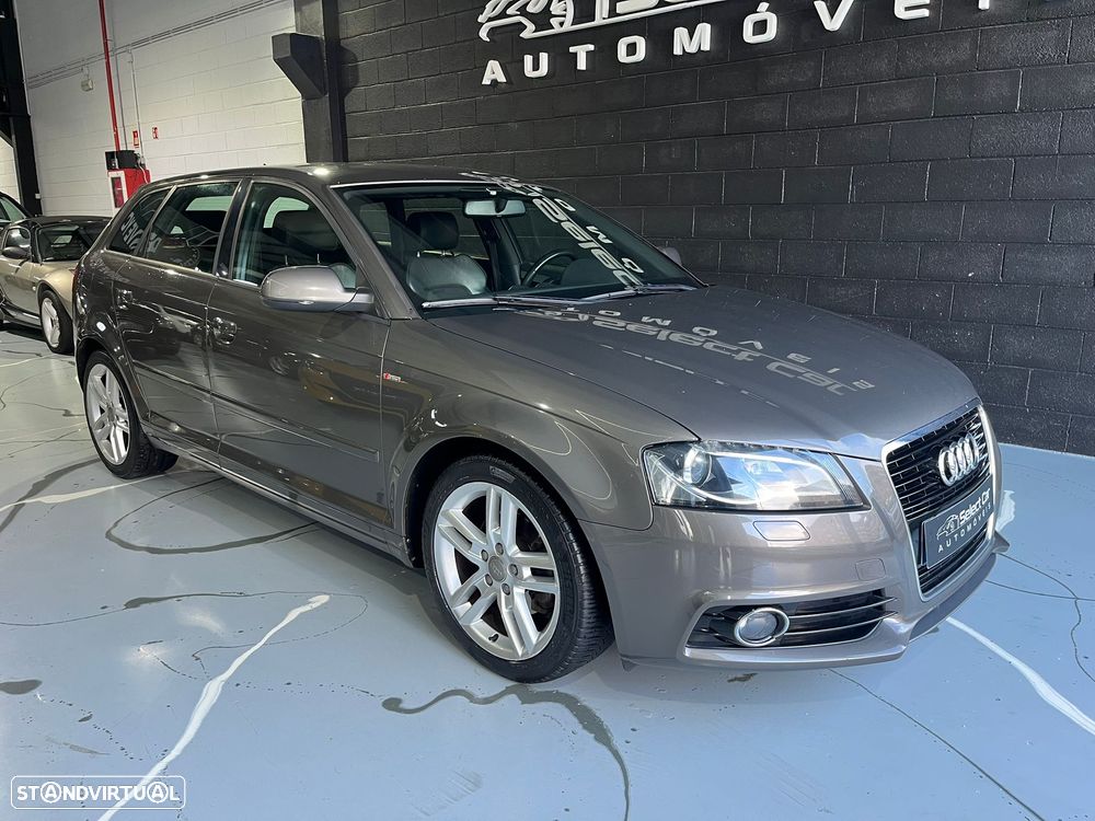 Audi A3 Sportback 1.6 TDI S tronic S line Sport Pack - 4