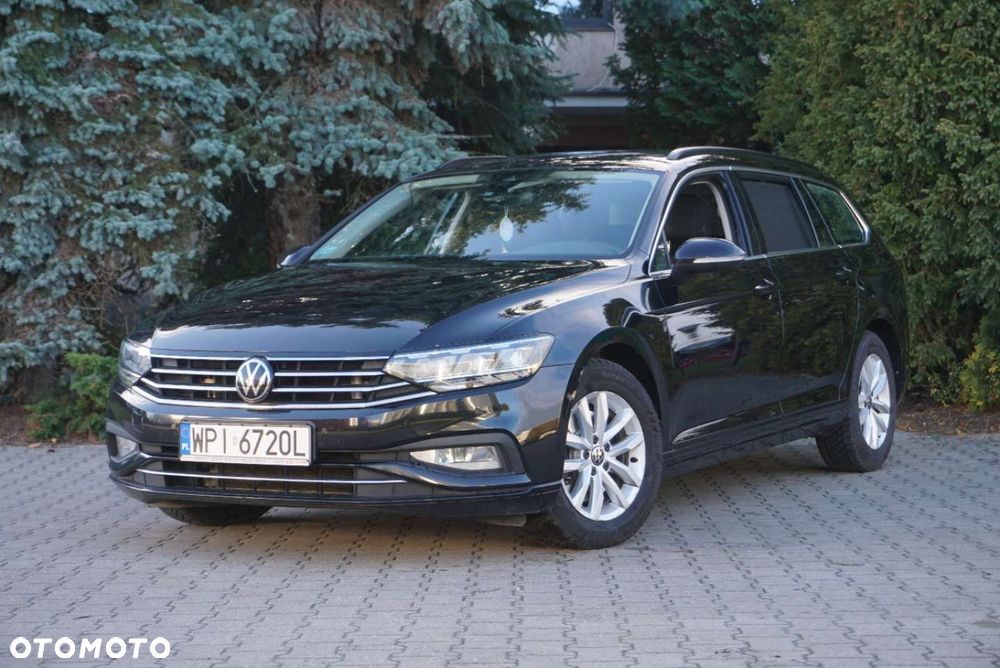 Volkswagen Passat - 4