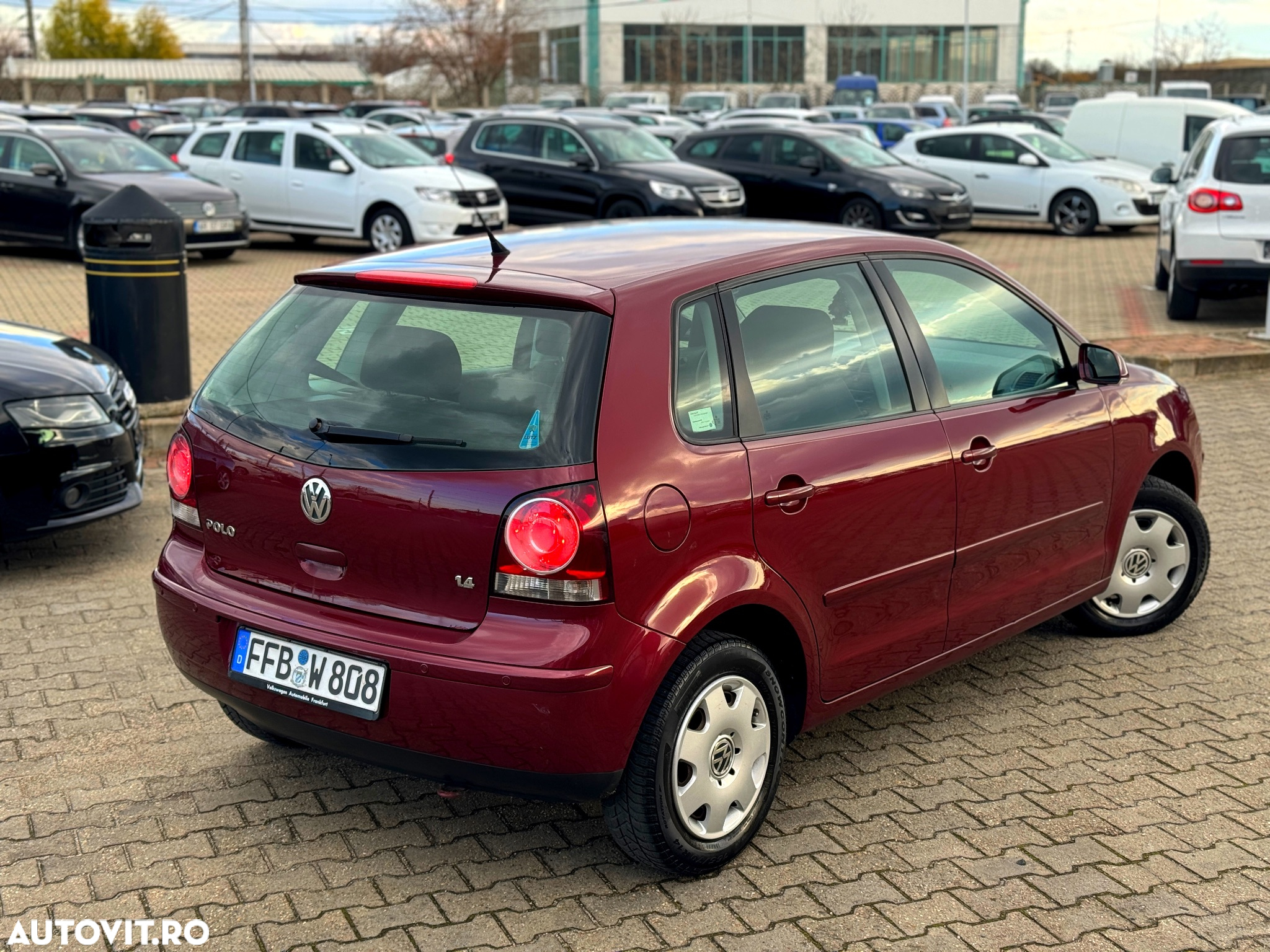 Volkswagen Polo - 3