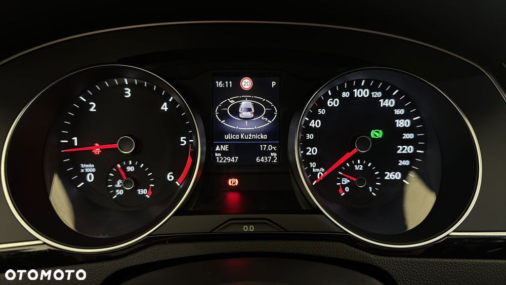 Volkswagen Passat - 23