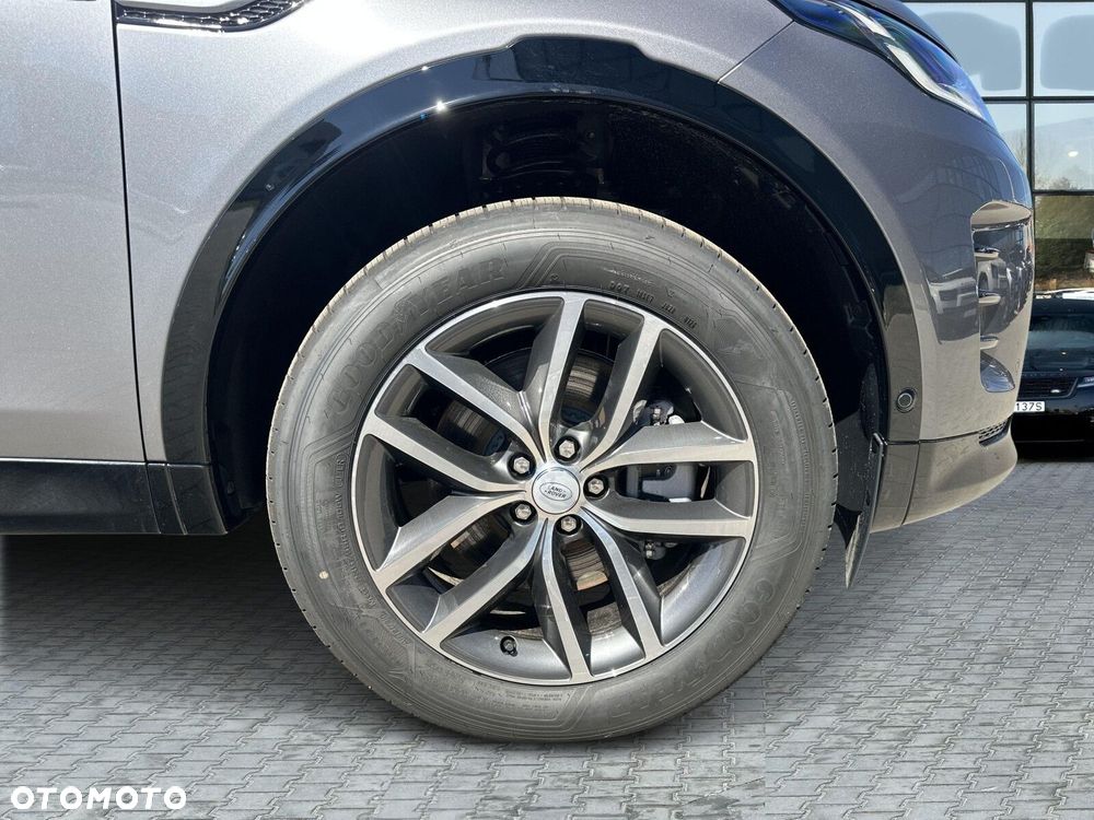 Land Rover Discovery Sport - 8