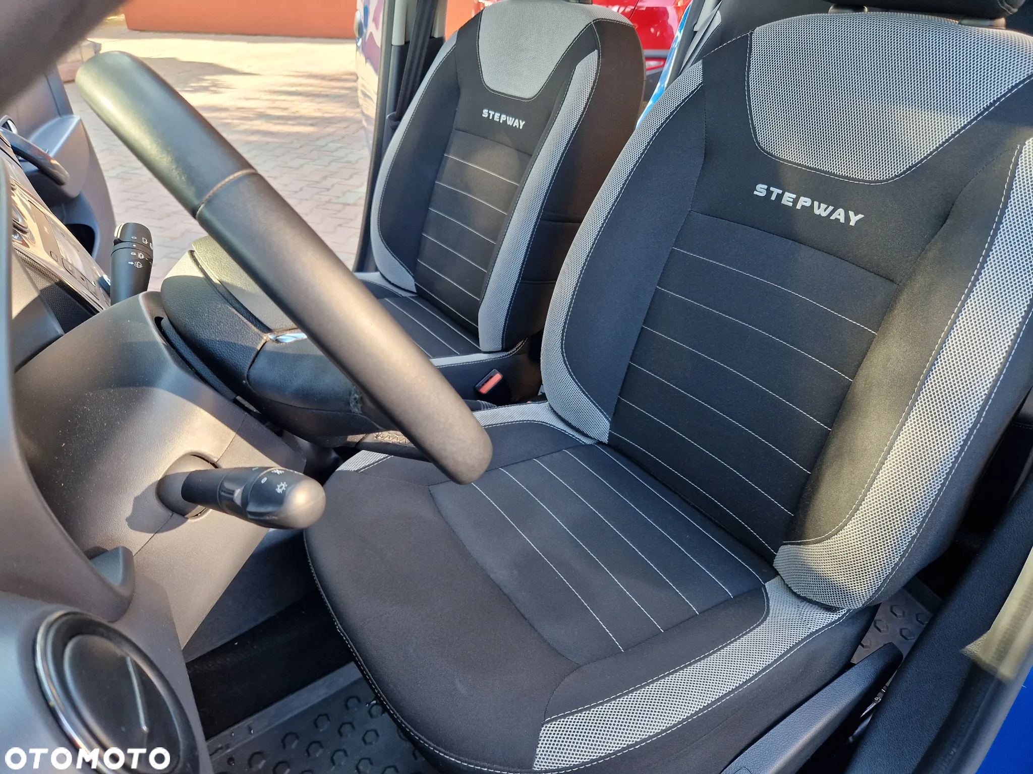 Dacia Sandero Stepway 0.9 TCe Laureate S&S - 19