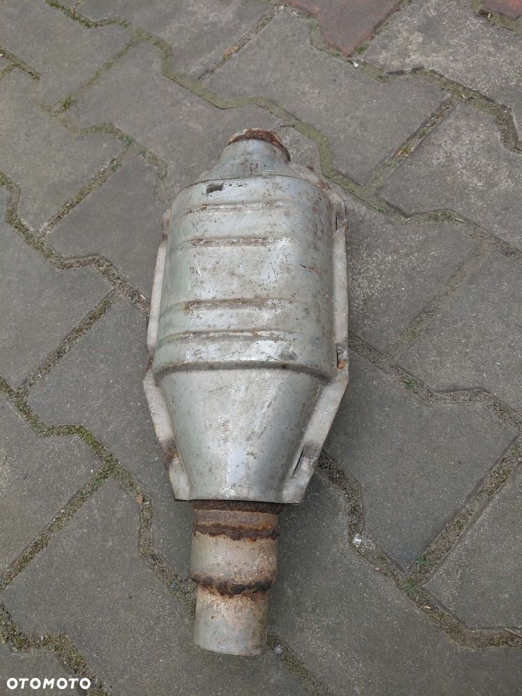Części KATALIZATOR ZAMIENNIK - 1