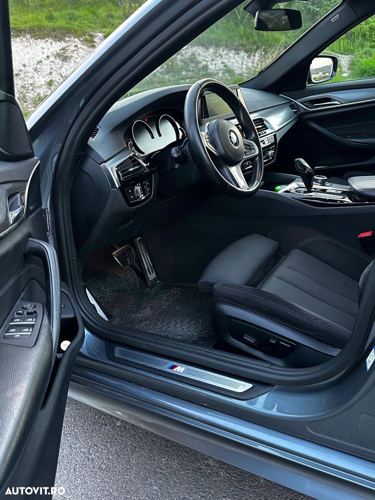 BMW Seria 5 520d AT - 6