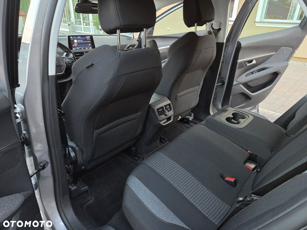 Peugeot 3008 - 12