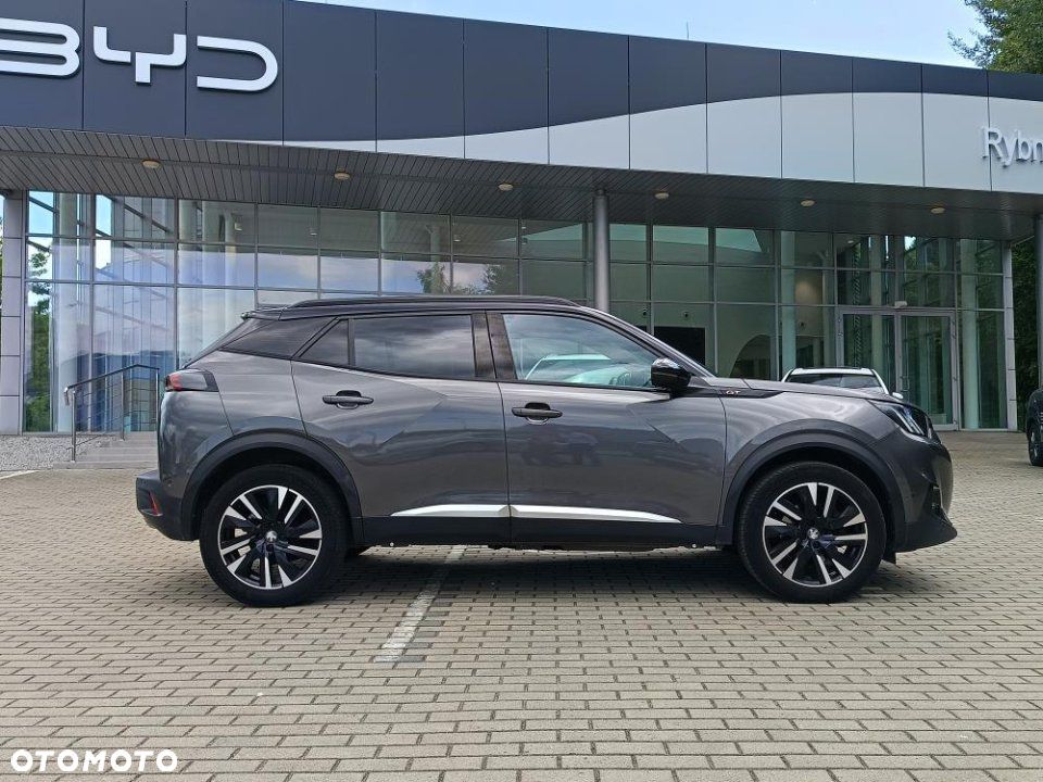 Peugeot 2008 - 4