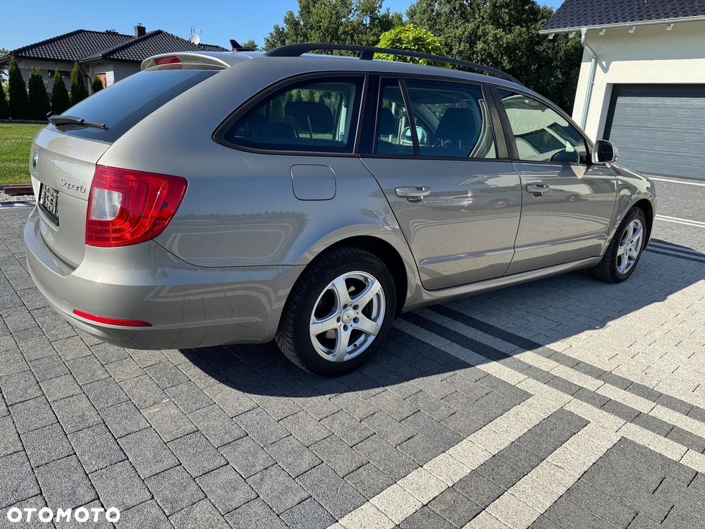 Skoda Superb 2.0 TDI Ambition - 12