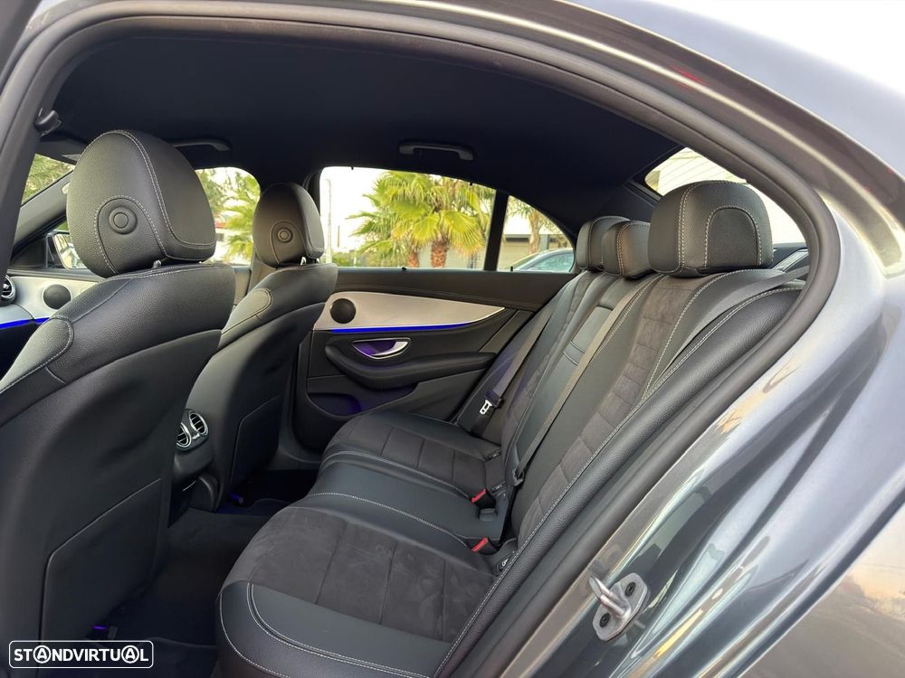 Mercedes-Benz E 300 de AMG Line - 20