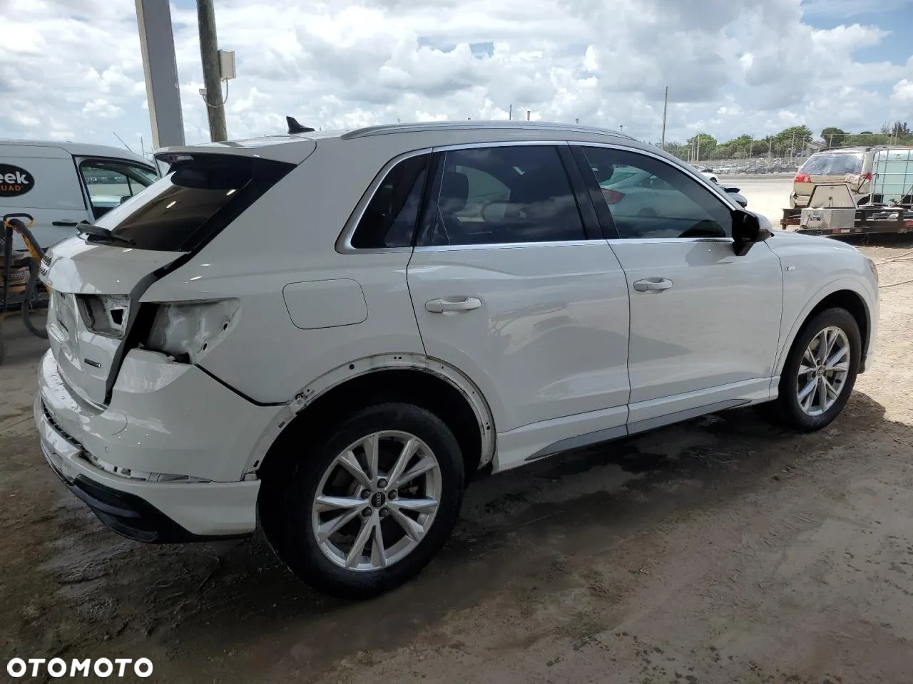 Audi Q3 - 4