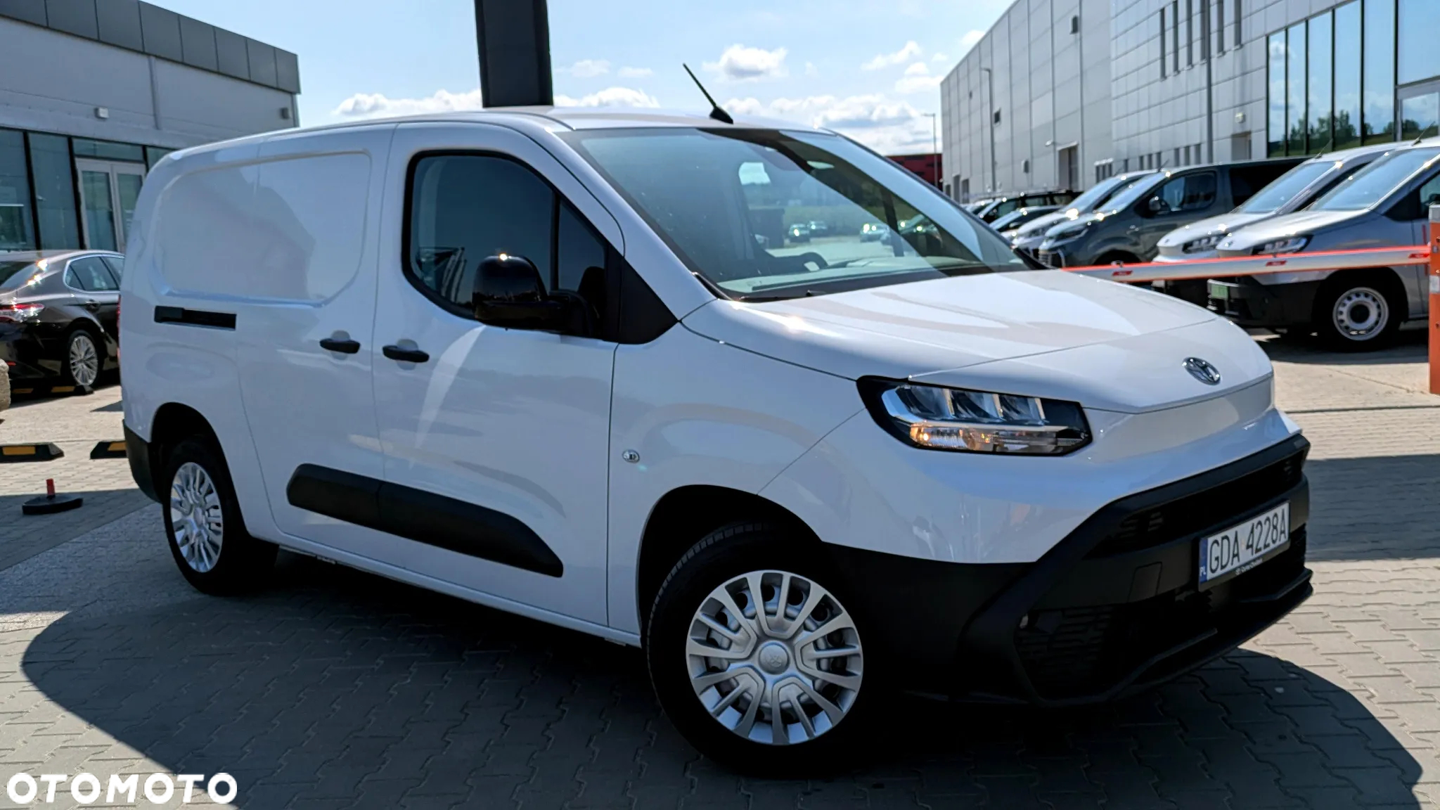 Toyota Proace City 1.5 D-4D Long 2,3t Active (bryg.) - 4