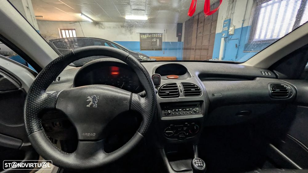 Peugeot 206 SW 1.4 - 14