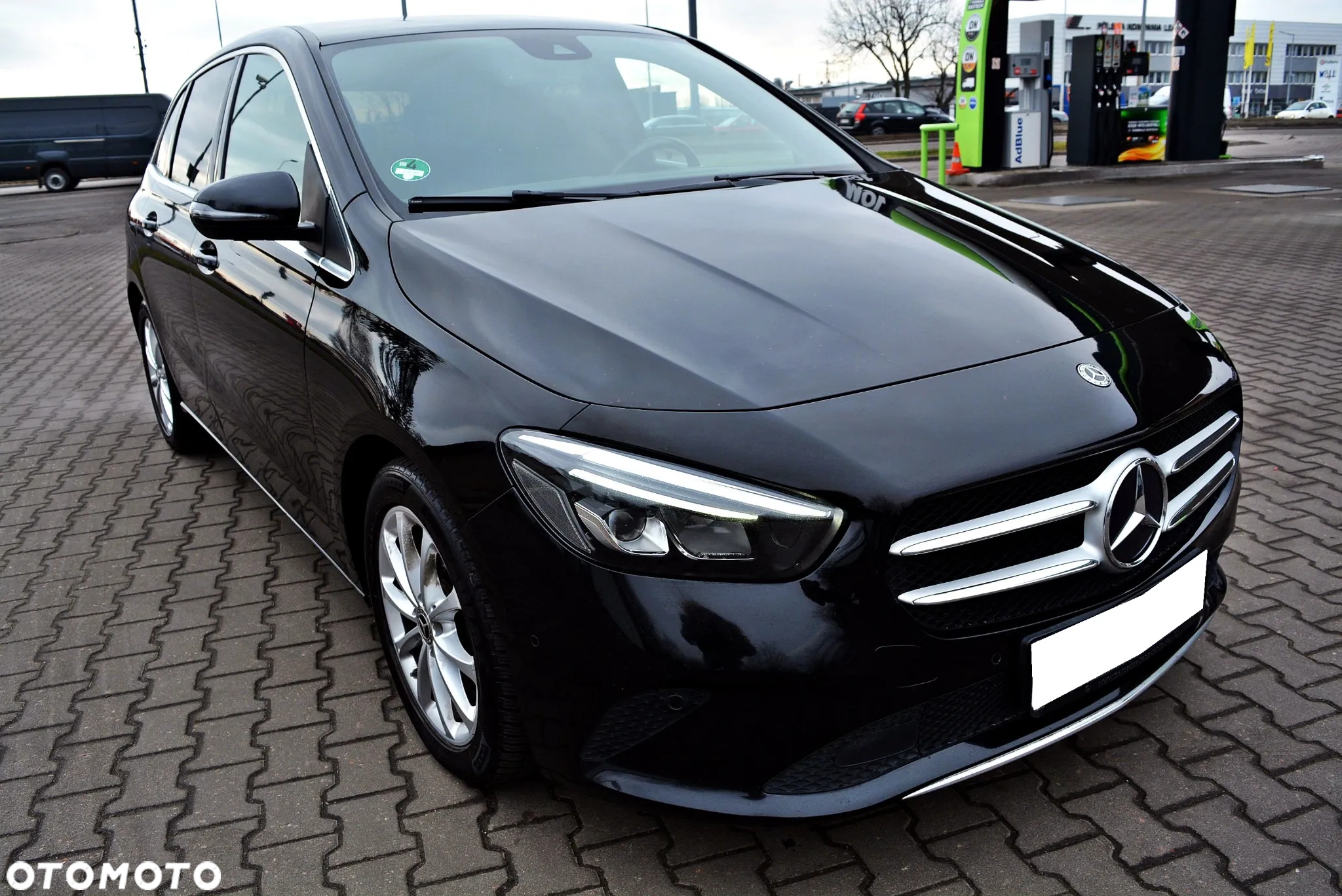 Mercedes-Benz Klasa B 200 d 8G-DCT - 2
