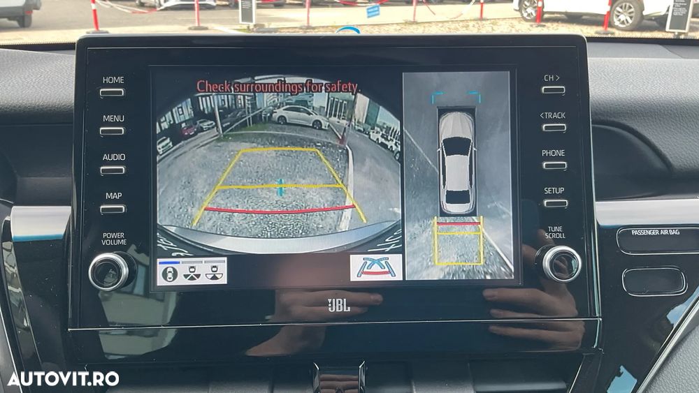 Toyota Camry 2.5 Exclusive - 19