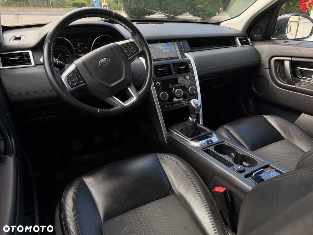 Land Rover Discovery Sport - 22