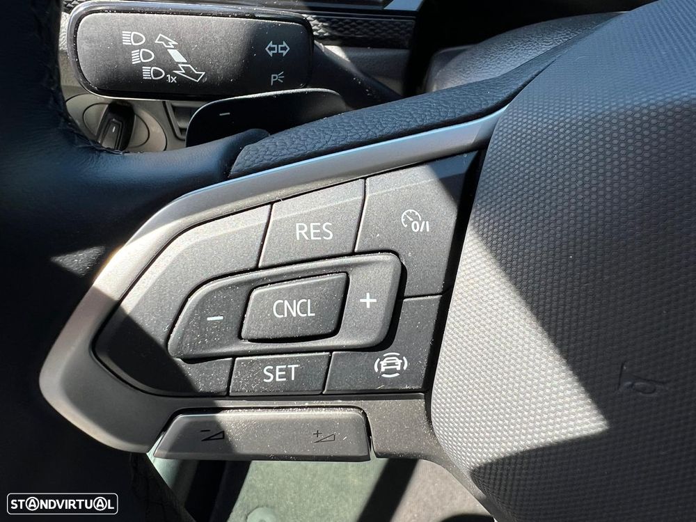 VW Taigo 1.0 TSI Urban DSG - 14