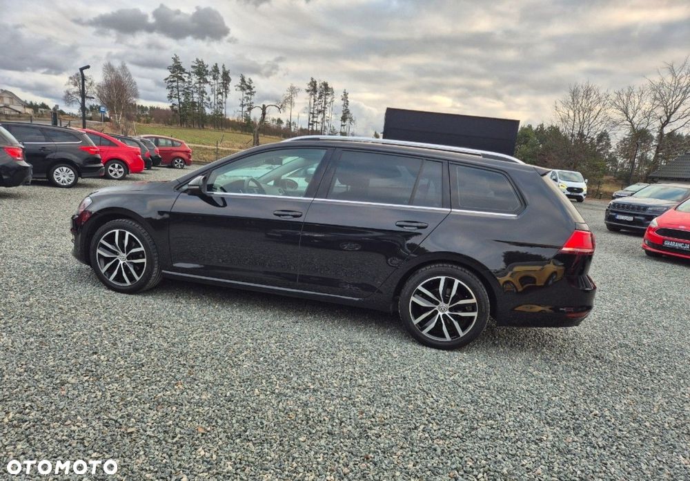 Volkswagen Golf - 34