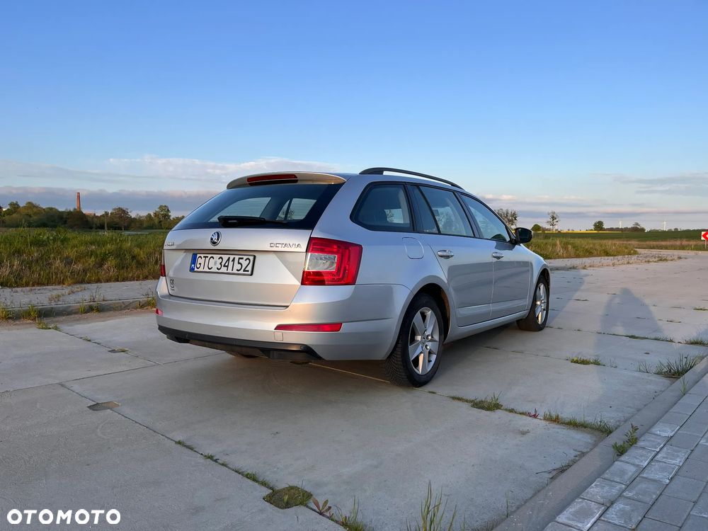 Skoda Octavia 1.6 TDI Ambition - 9