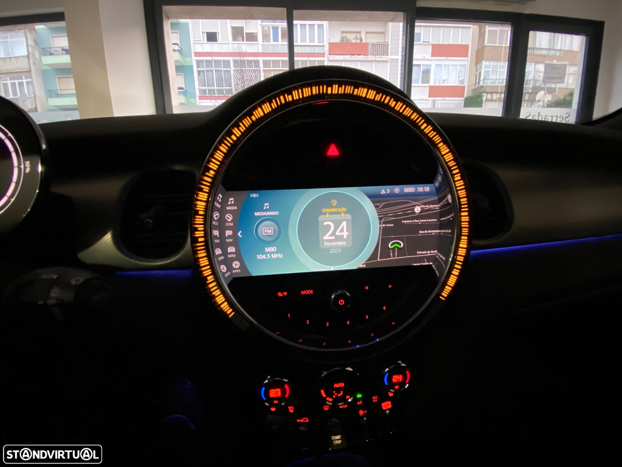 MINI 3 Portas Cooper SE Collection 2021 - 17