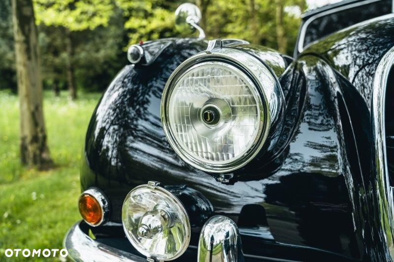 Jaguar XK - 5