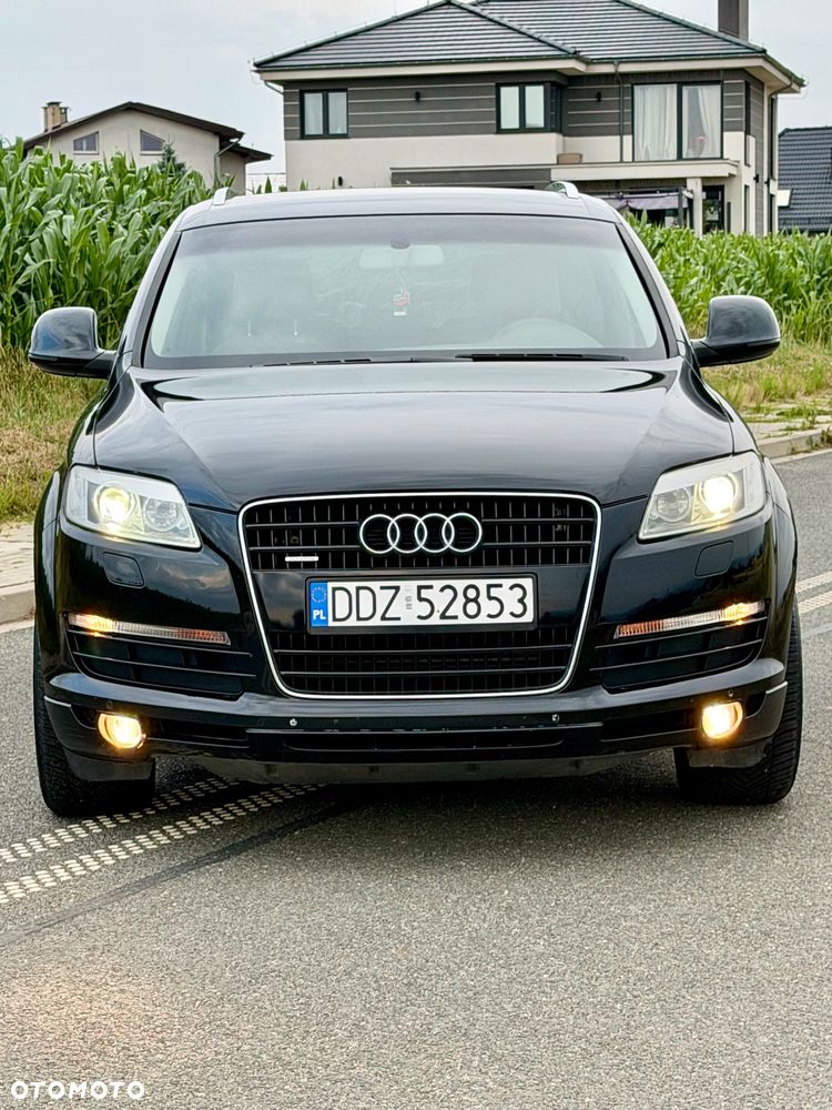 Audi Q7 - 7