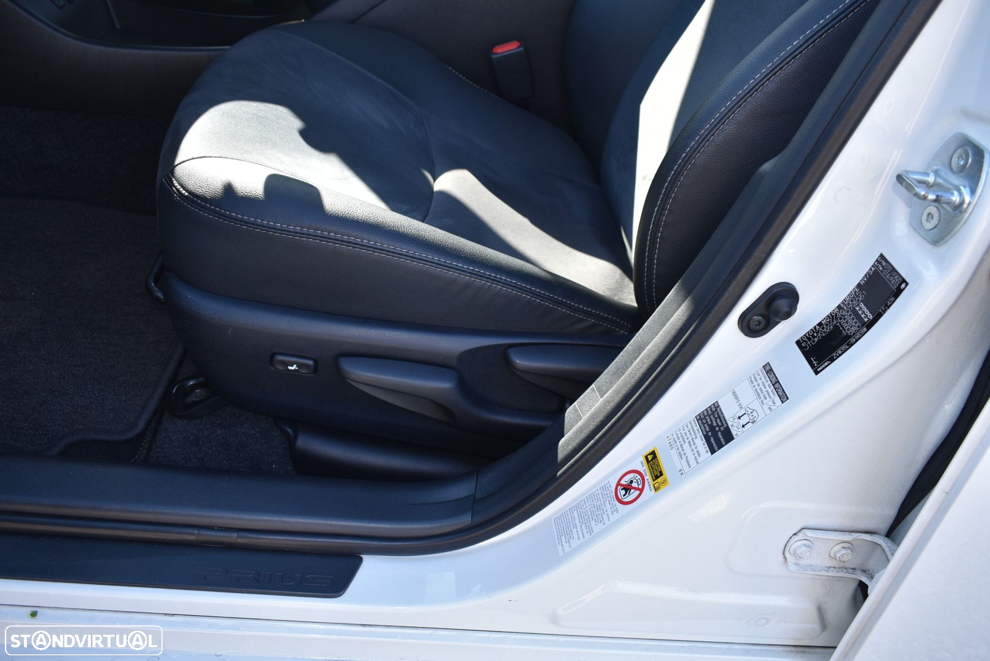Toyota Prius 1.8 Plug-In - 18