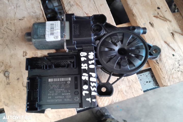 Motoras macara geam fata stanga 1K0959701AR Volkswagen VW Passat B6 [ - 1