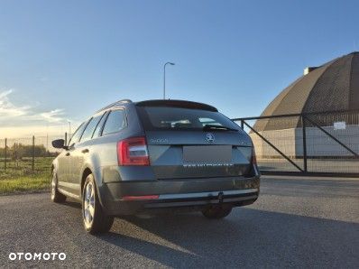Skoda Octavia 1.4 TSI Style DSG - 3