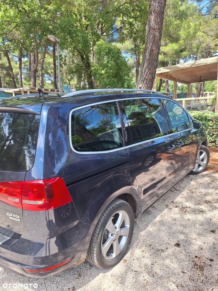 Volkswagen Sharan 2.0 TDI Comfortline DSG - 4