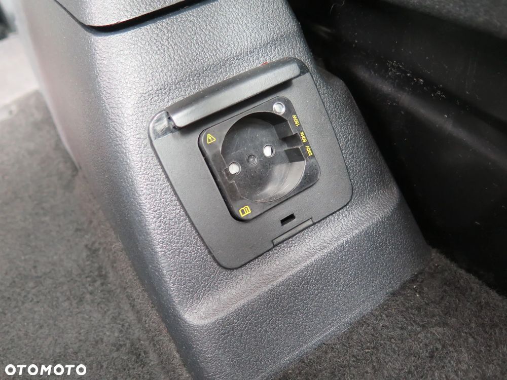 Ford Tourneo Custom 2.0 TDCi L2 Titanium SelectShift - 26