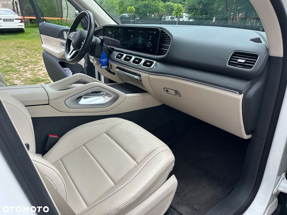 Mercedes-Benz GLE - 25