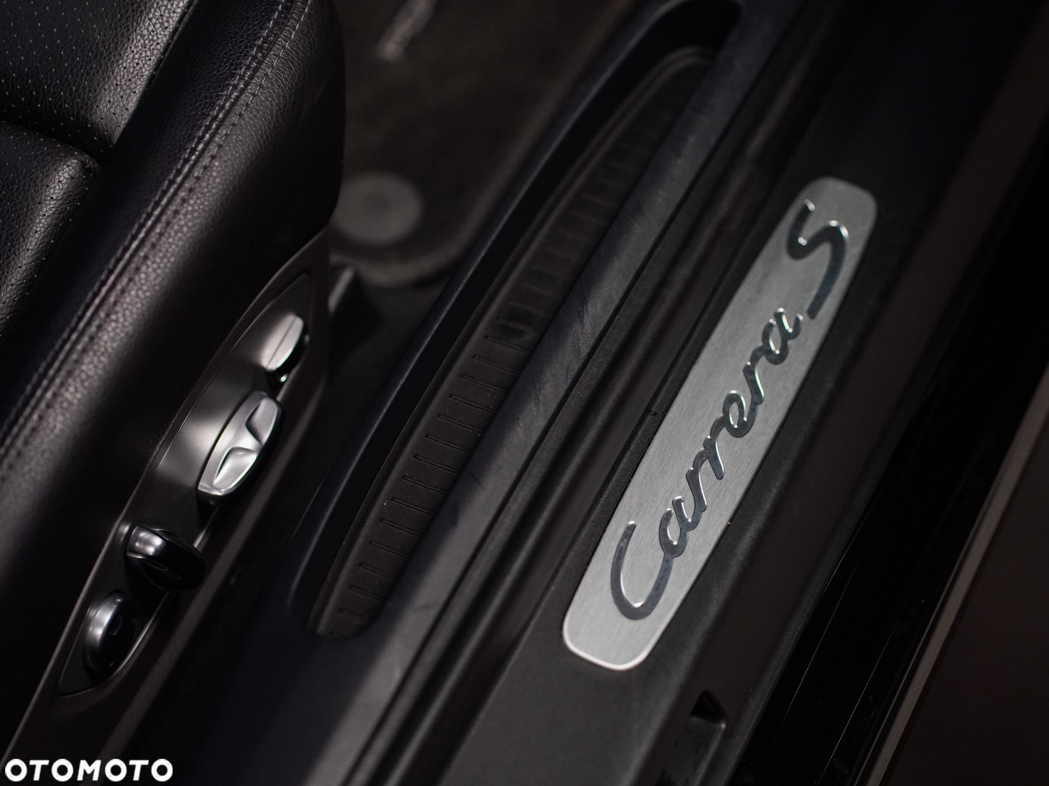 Porsche 911 Carrera S PDK - 20