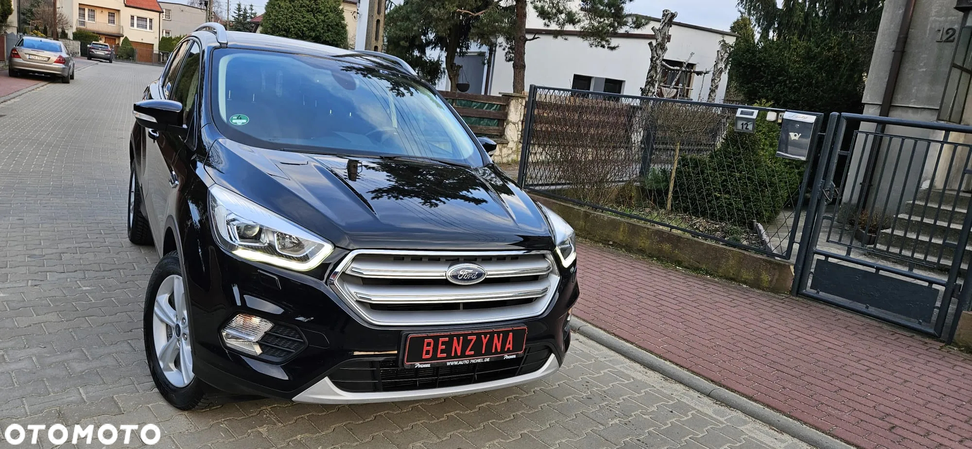 Ford Kuga 1.5 EcoBoost 2x4 Business Edition - 17