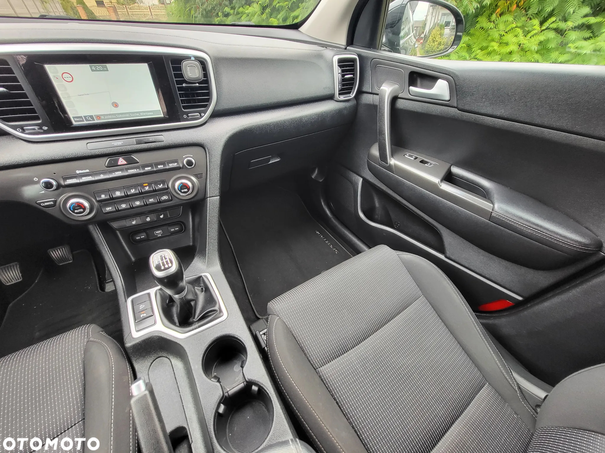 Kia Sportage 1.6 GDI L Business Line Plus 2WD - 25