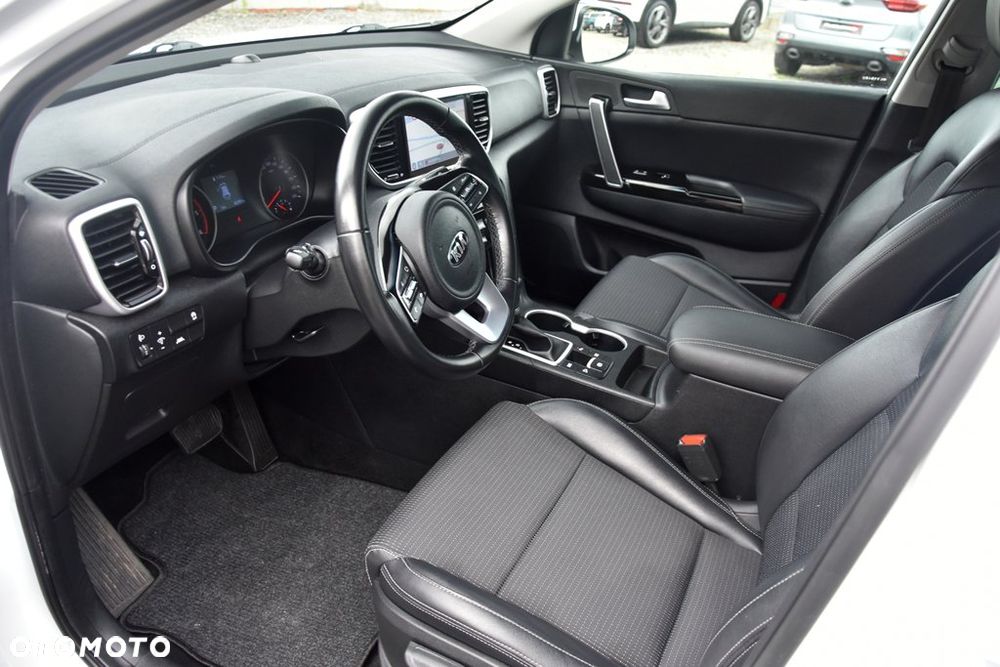 Kia Sportage 1.6 CRDI MHEV Black Edition 2WD DCT - 19