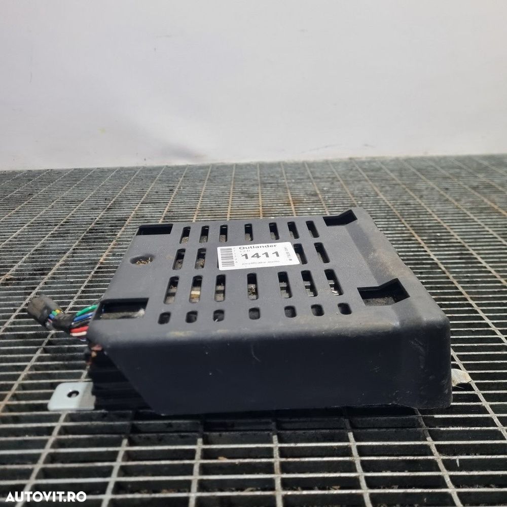 Amplificator audio Mitsubishi Outlander 2009 - 2012 (1411) 8701A230 - 2
