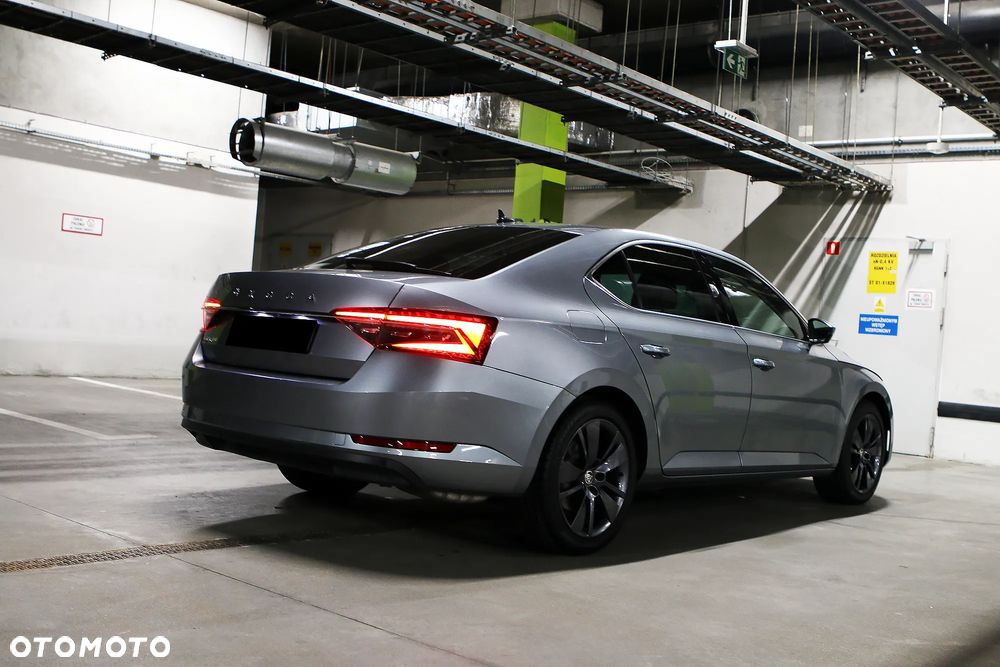 Skoda Superb 2.0 TSI Style DSG - 13