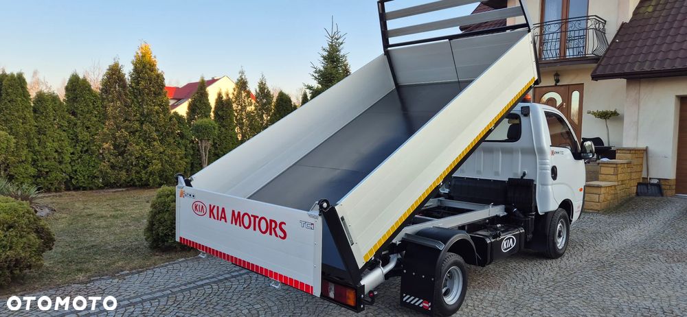 Kia K2500 K2700 K2900 - 26