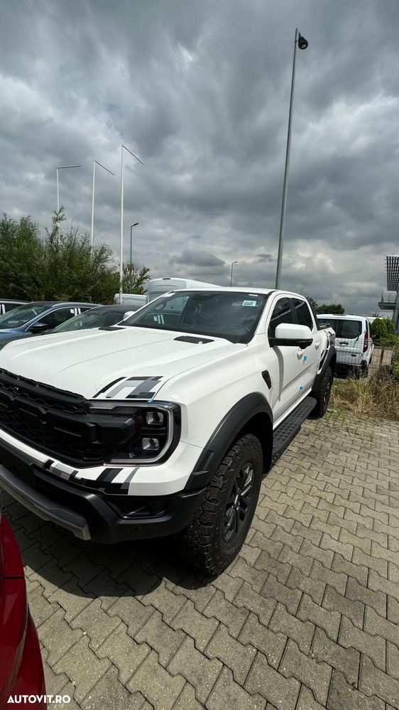 Ford Raptor - 5