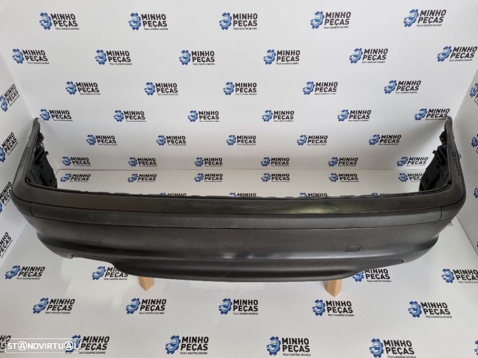 Parachoques traseiro BMW E46 Sedan Pack M - 5