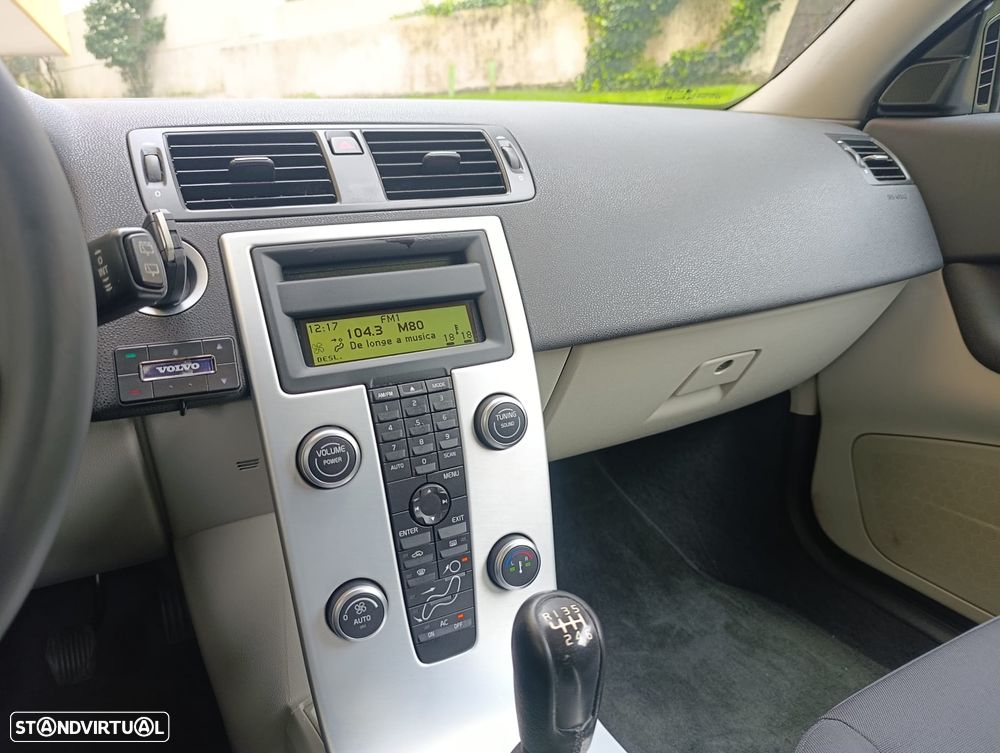 Volvo C30 1.6 D Drive 99g Momentum Start/Stop - 14