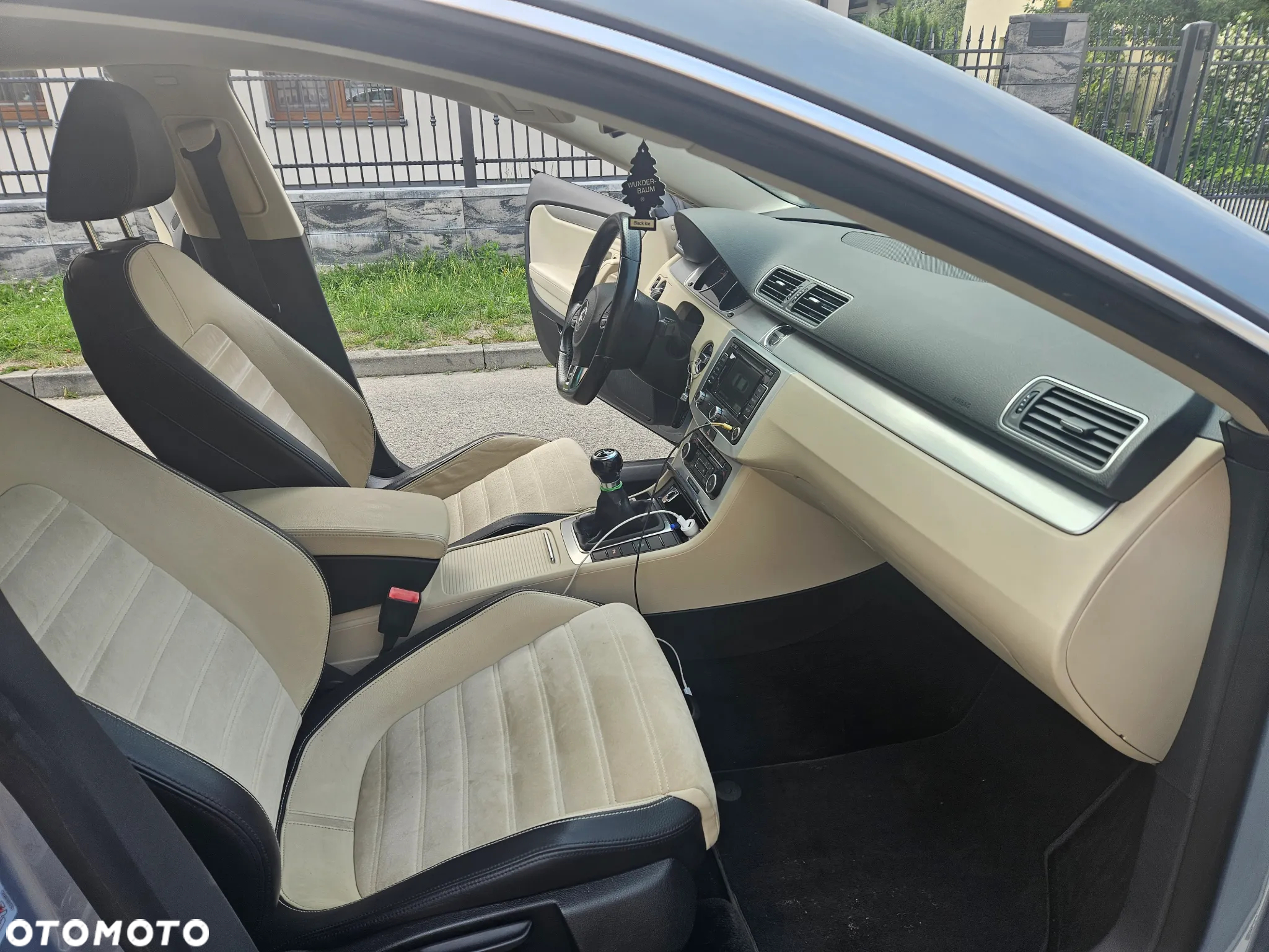 Volkswagen Passat CC 2.0 TDI BlueMotion Technology Exclusive - 19