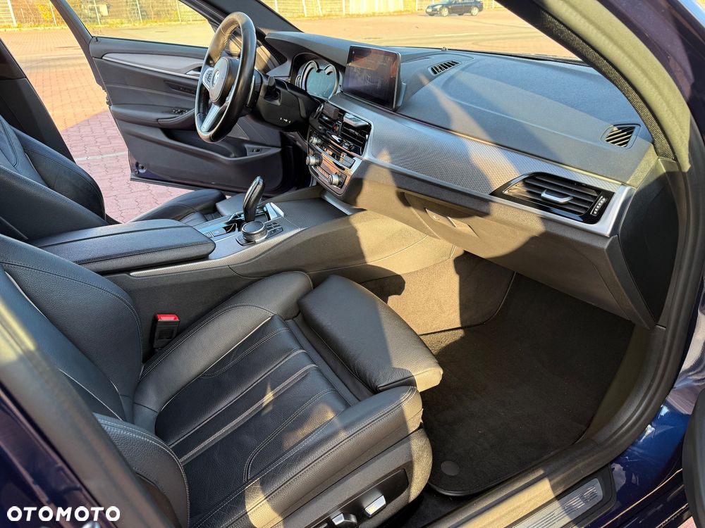 BMW Seria 5 530i M Sport sport - 25